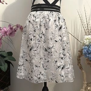 Gianni Bini Wild Flower Printed Penny Skirt